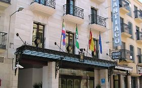 Hotel Santiago en Linares